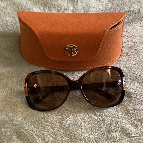 Tory Burch Brown Leather Sunglasses Case and Glasses Lot - Tory Burch Tory Burch Sunglasses with Case main image 2